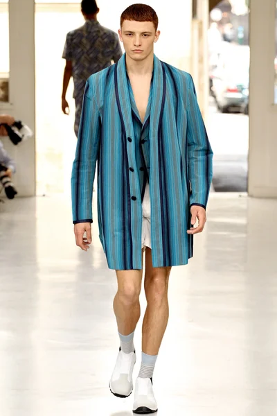 Look 26